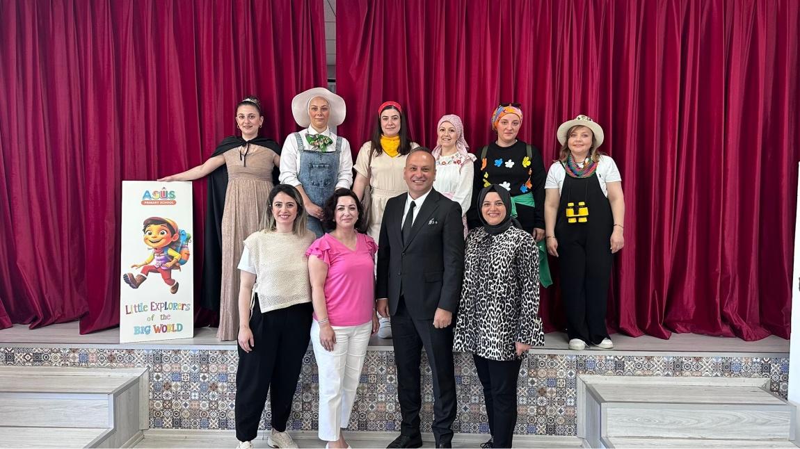 VELİLER SAHNEDEYDİ: 